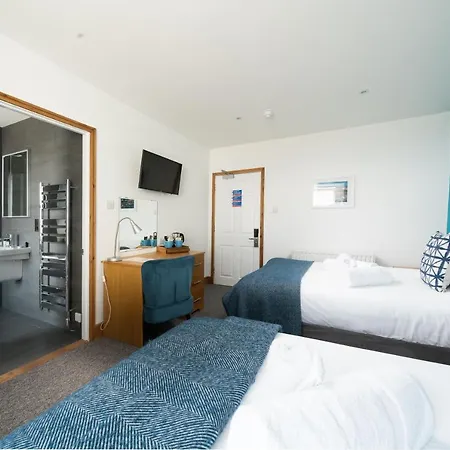 The Land's End 3*